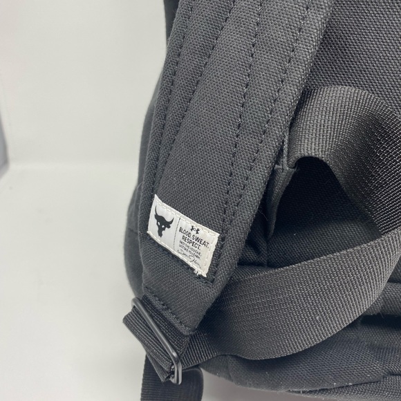 UnderArmour 22L Backpack Project Rock - Picture 6 of 11